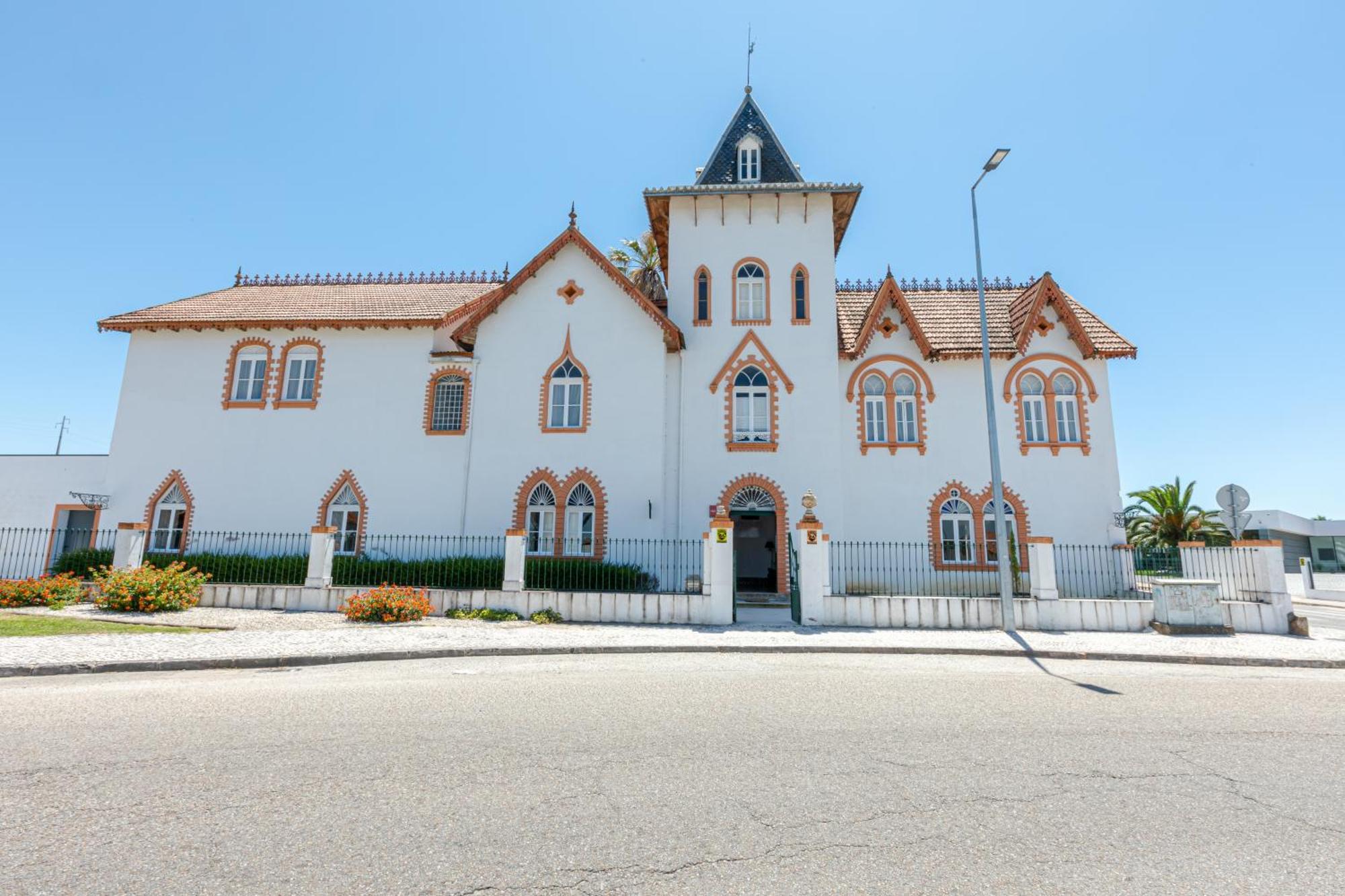 Dona Amelia Hostel Abrantes Exterior foto